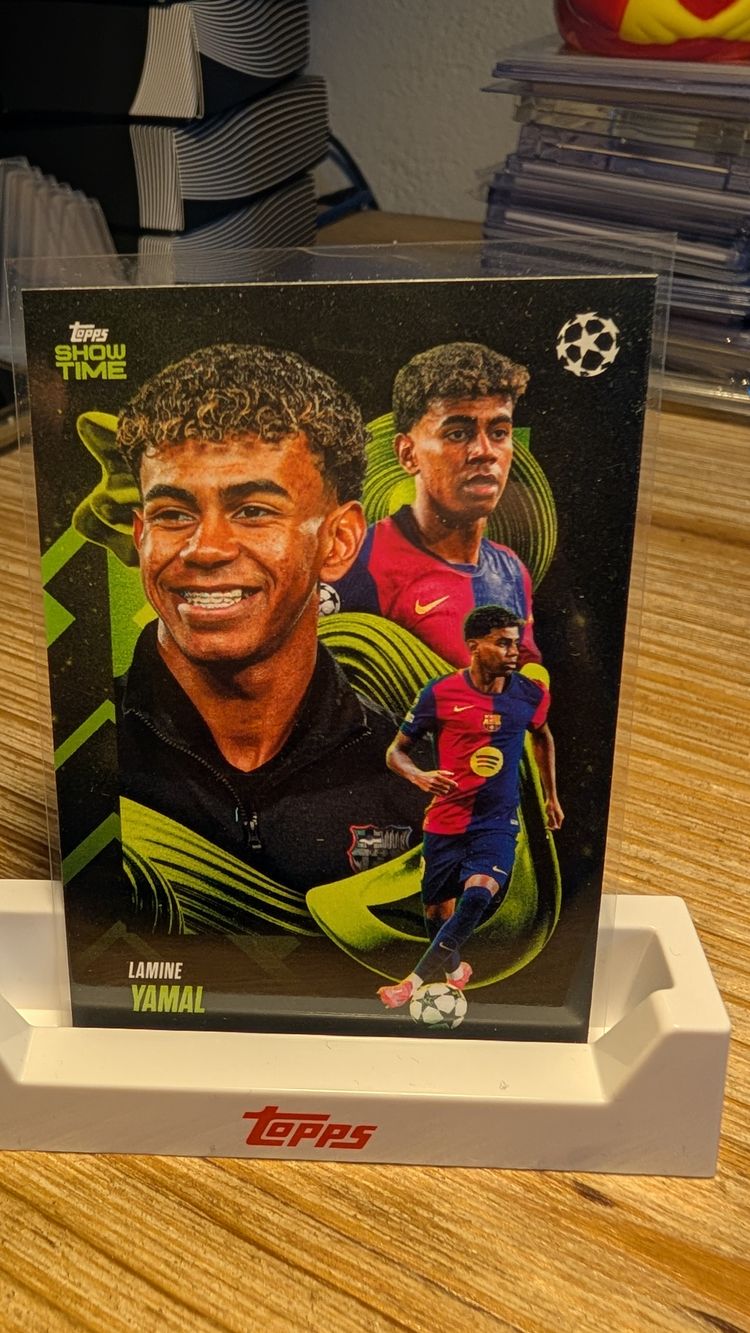 Lamine Yamal Showtime Topps UEFA Champions League 2023-24
