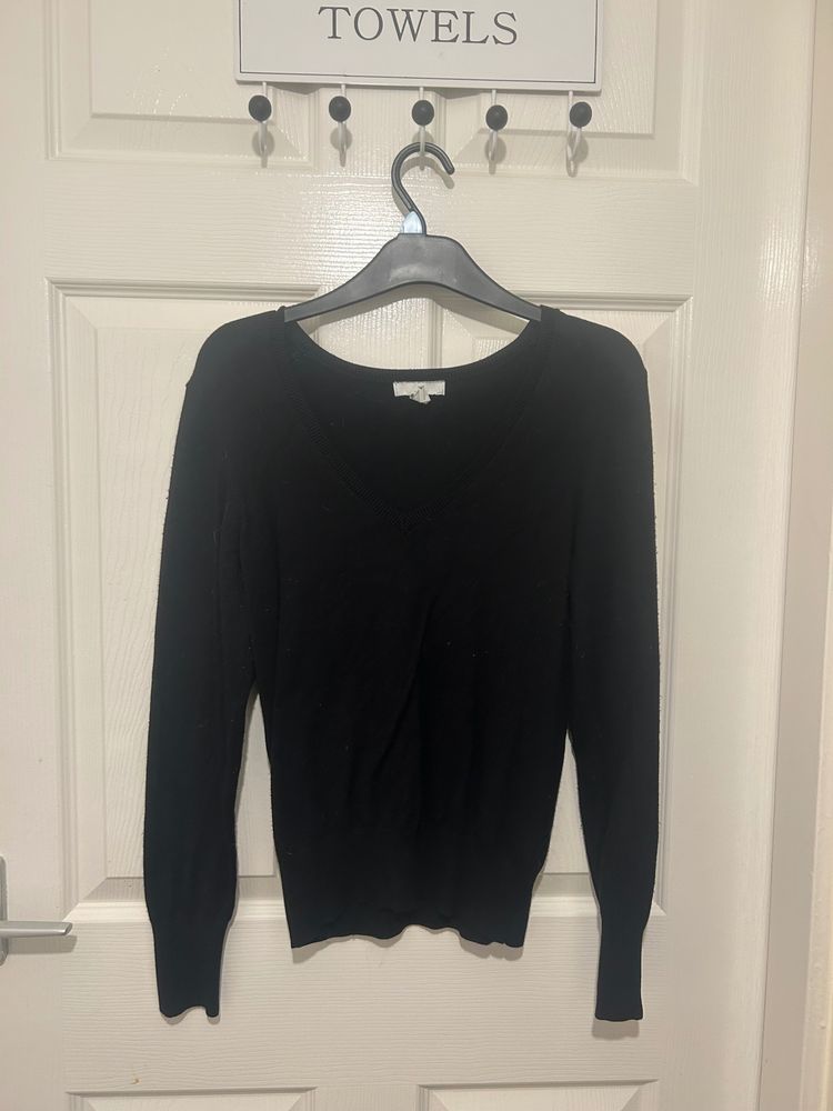 H&M Basics Black Sweater 2