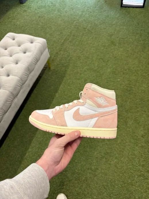 J1 HIGH PINK
