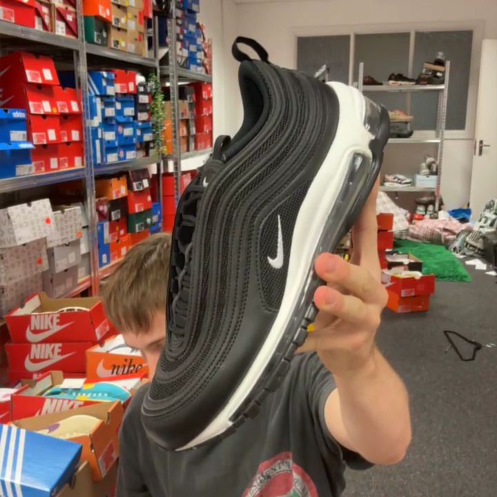 Nike NIKE AIR MAX 97 UK 9.5 product image