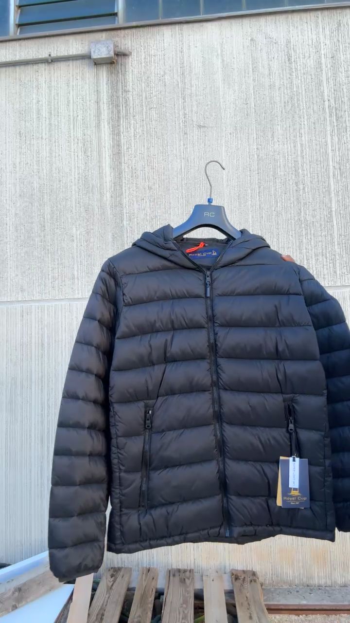 Immagine di Royal Club Puffer 1