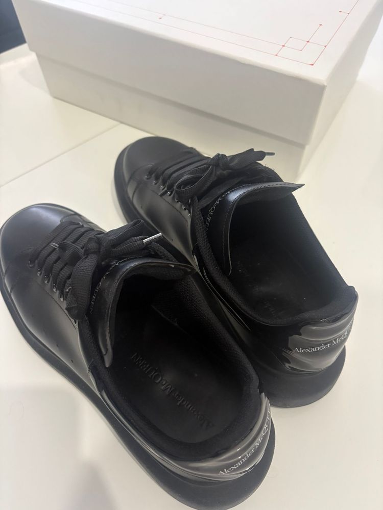 Alexander McQueen 