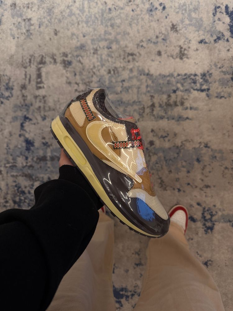 Nike Air Max 1 Travis Scott Baroque Brown