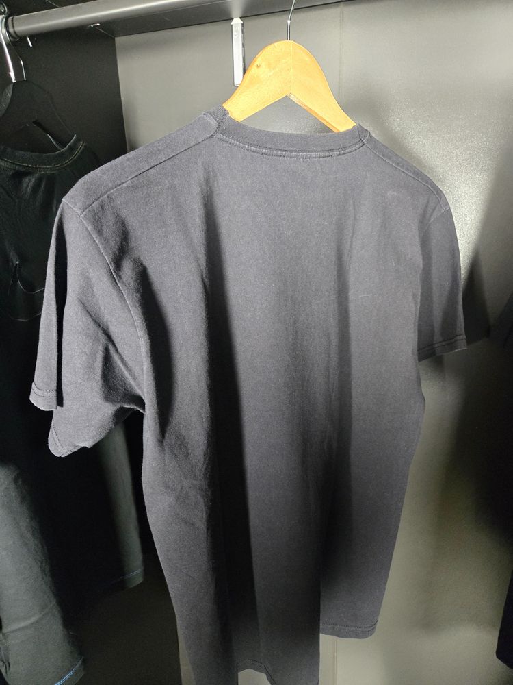 Black Graphic T-Shirt With Anime Character Print image 2