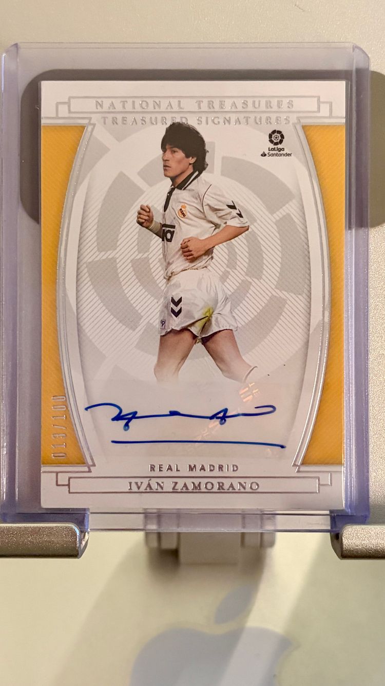 National Treasures Treasure Signatures Iván Zamorano auto /100
