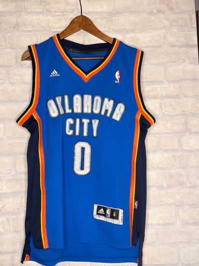 Canotta NBA (periodo 2010-2014) di Russell Westbrook con il numero 0 degli Oklahoma City Thunder