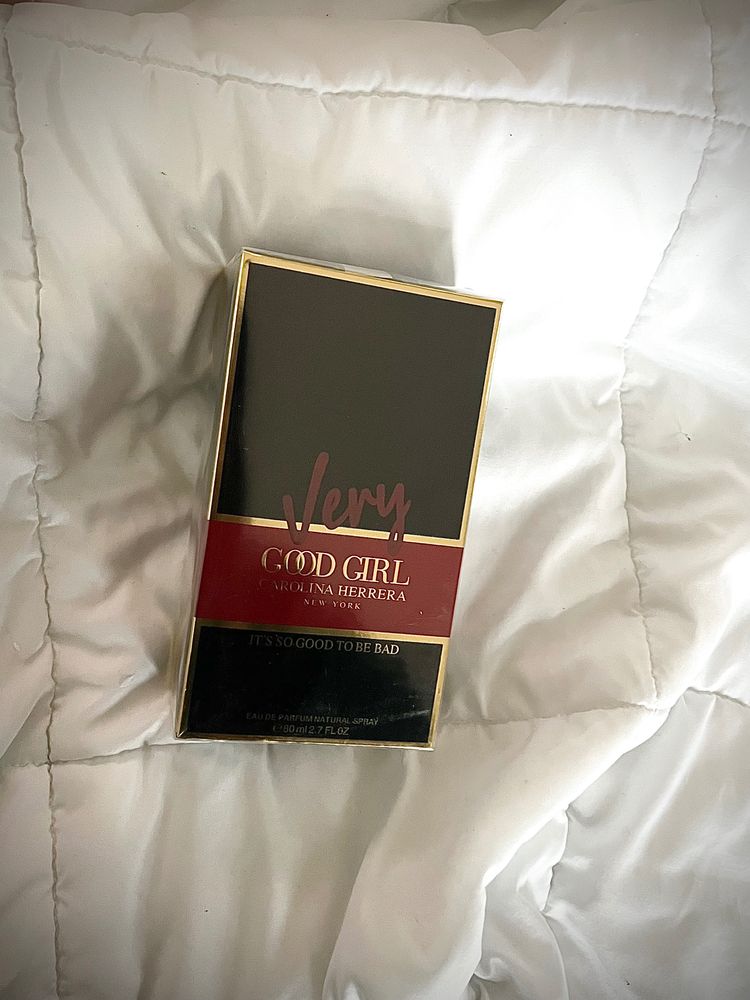 Very Good Girl Perfume