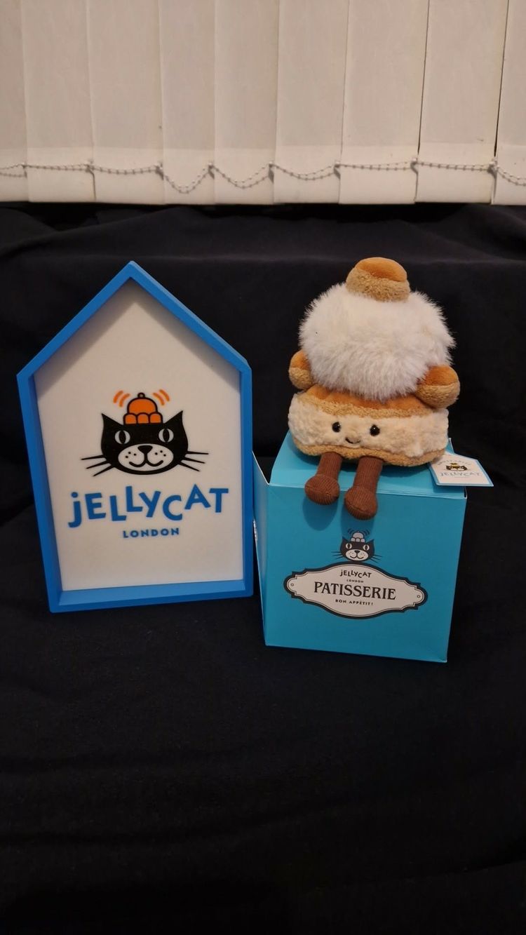 Jellycat Jellycat St Honorè cake BNWT and box product image