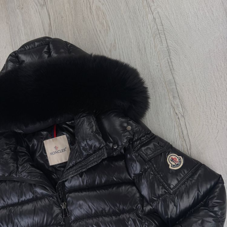 Moncler Women’s BadyFur Black Jacket With Black Fur - Size 1 imagen 4