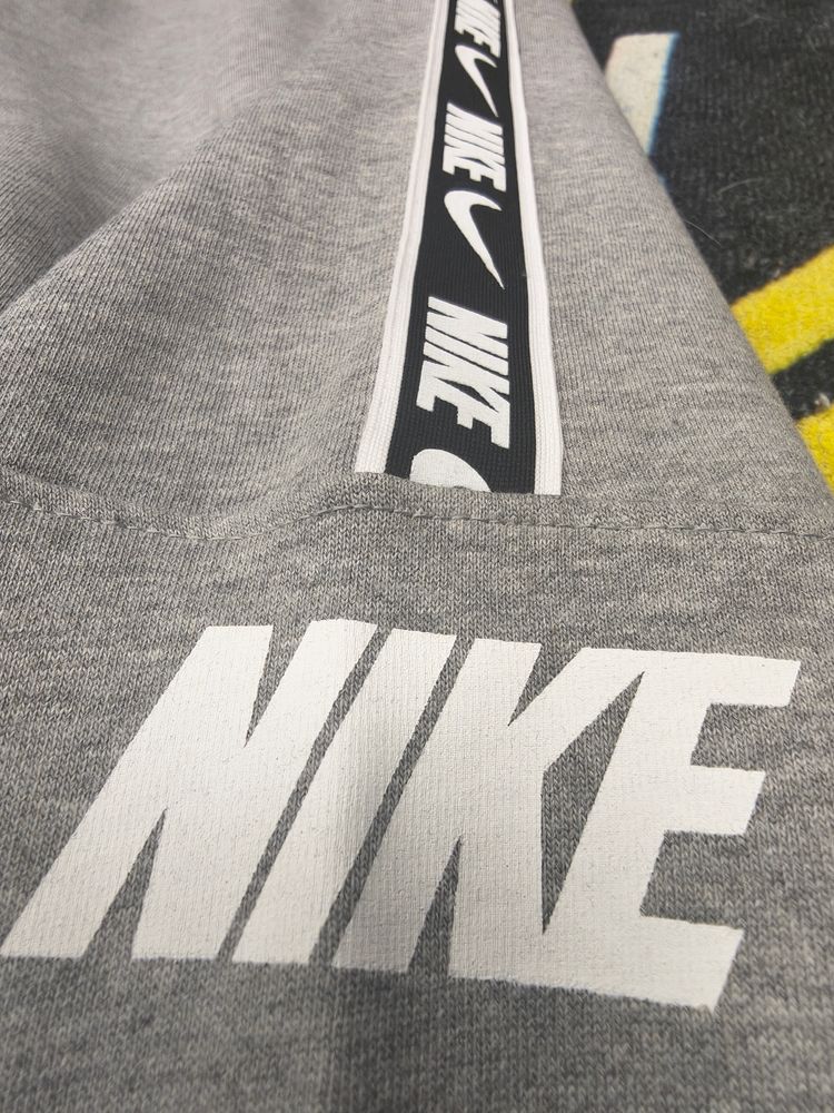 Nike Repeat Grey joggers, new with tags 