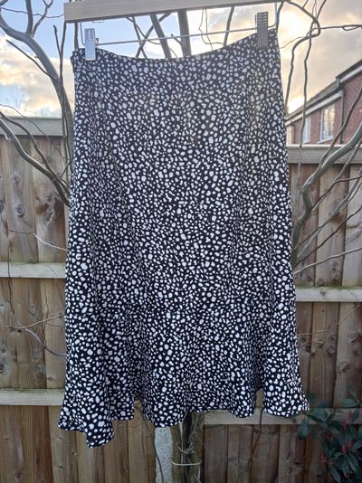 Emery rose (small) black and white print skirt