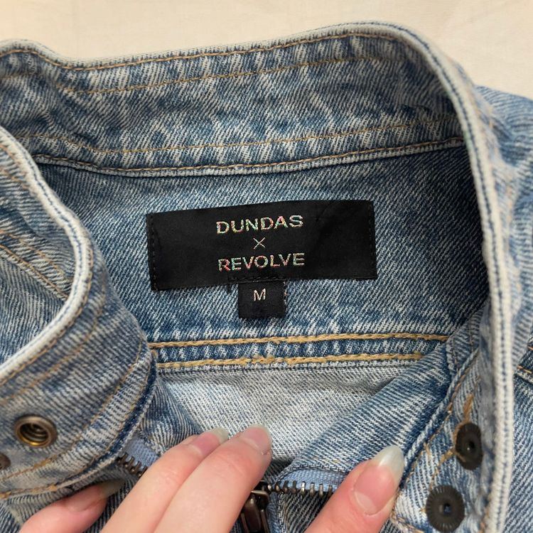 Y2k Chic Light Denim Cropped Mini Jacket obraz 9