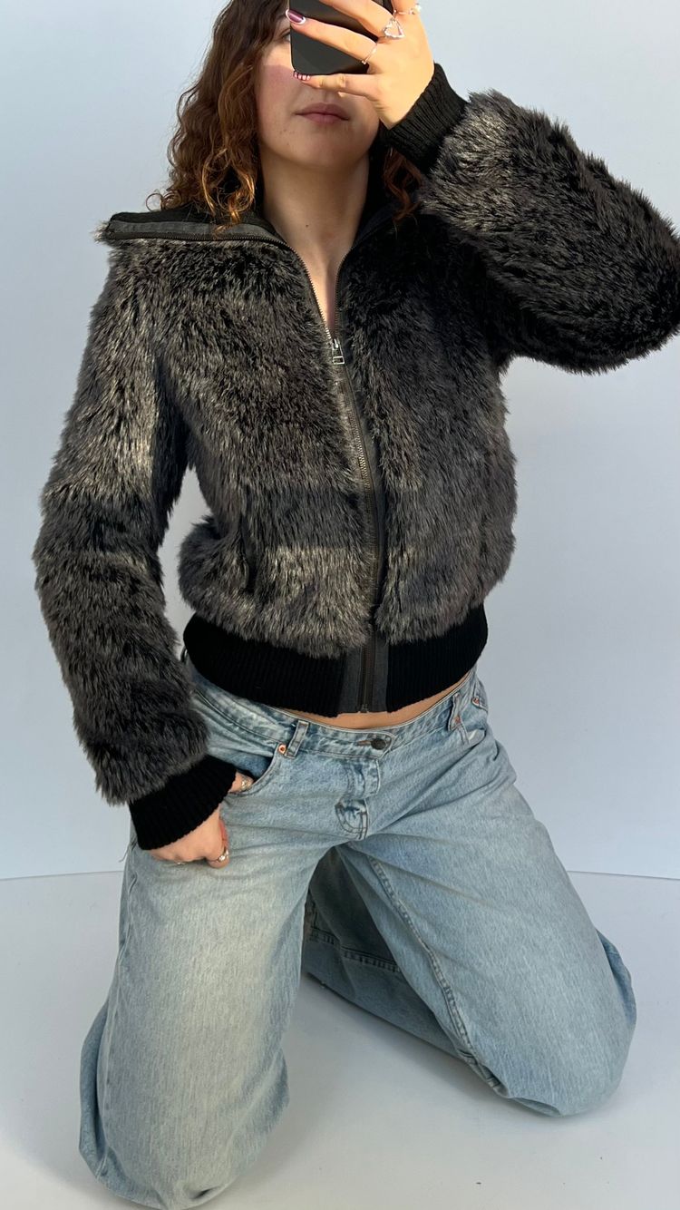 00s black fur jacket- size M 6