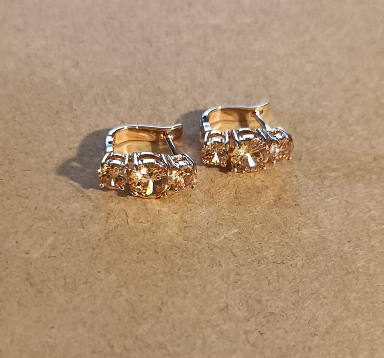 Gold-Tone Earrings With Three Round Crystals image 10