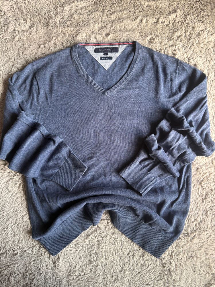 Tommy Hilfger V-Neck Sweater