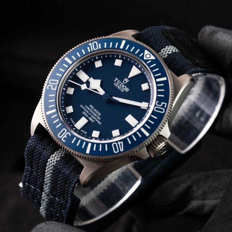 Tudor Pelagos FXD Blue - 2022 - Full Set - 42mm 4