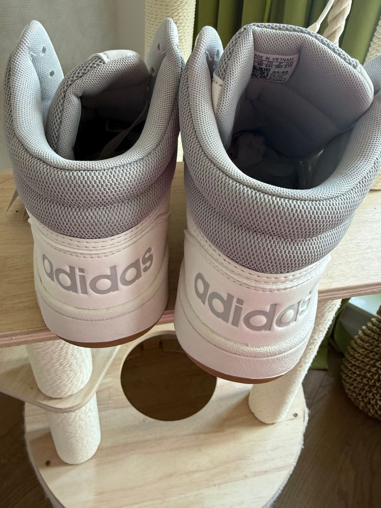 Adidas Hoops 3.0 Mid Basketball Shoes 2