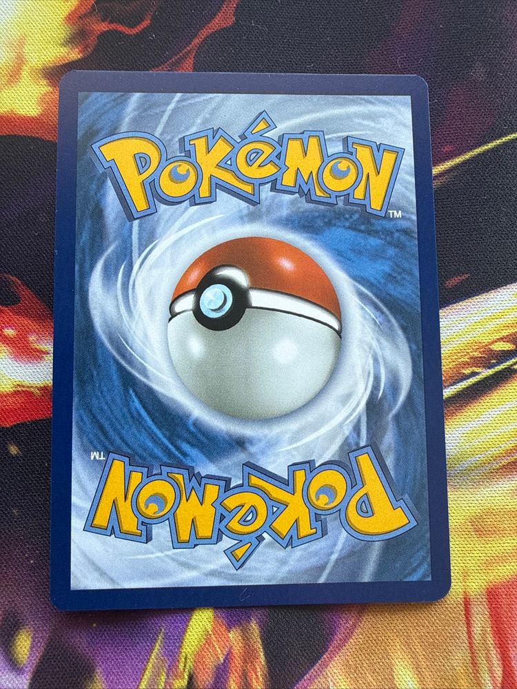 Pokémon Trading Card Zekrom 2