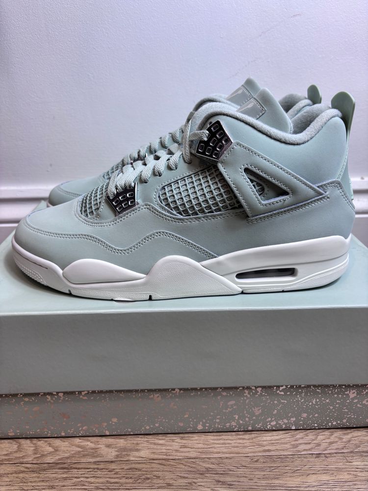 Jordan 4 Sea Foam