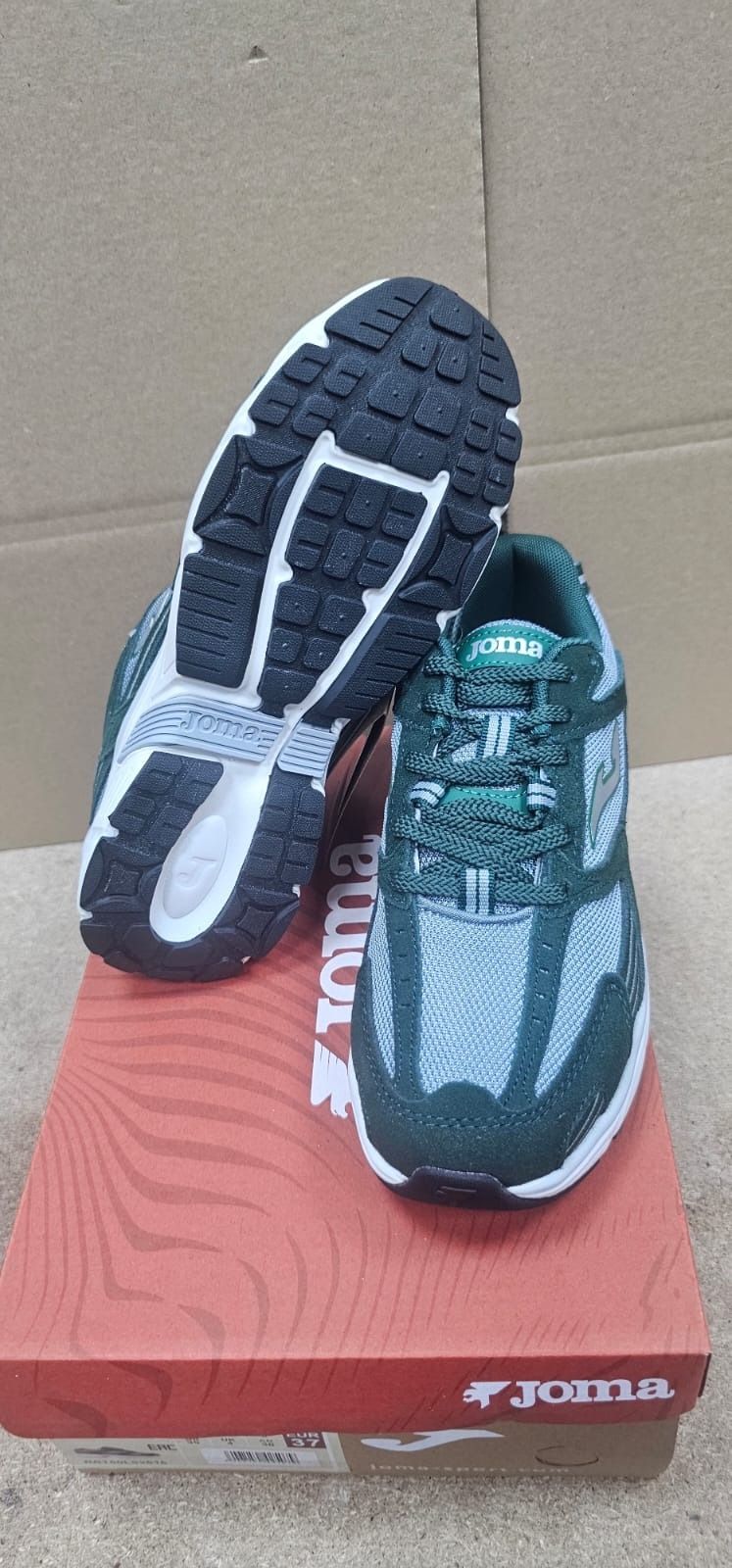Joma green and white sneakers image 3