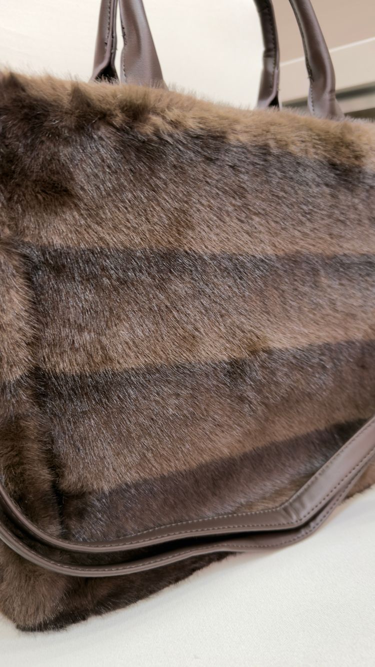 Brown Faux Fur Handbag With Leather Handles And Strap image 3