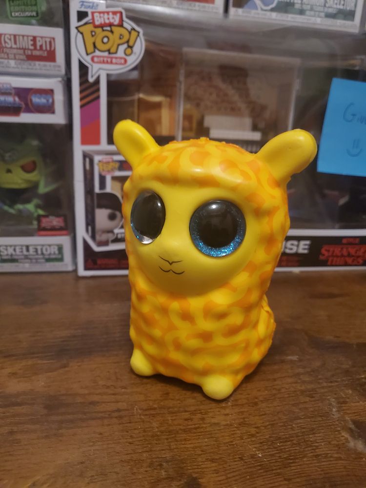 Mac the Llama Squish Stress relief Slow rise toy