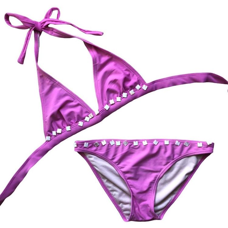 Adorable Y2k barbie pink halter neck bikini set with shell bead detailing