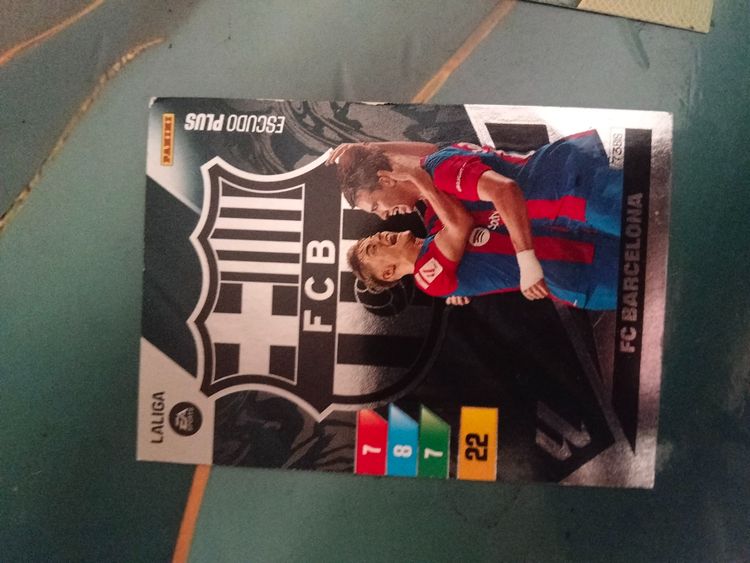 Panini Panini Fc Barcelona Laliga Escudo Plus Sticker product image