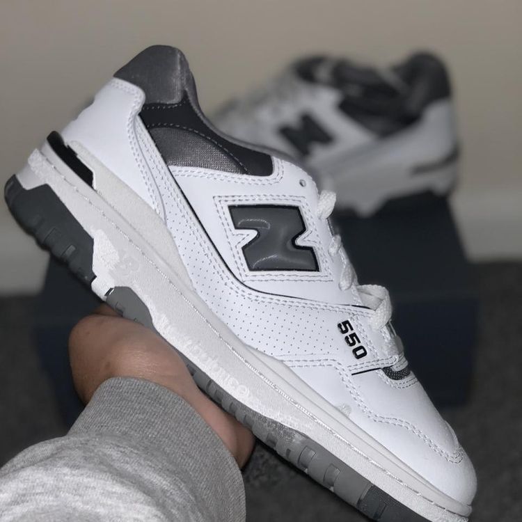 New Balance New Balance 550 Grey black and white product image