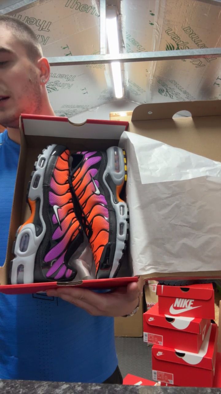 Nike nike air max plus tn desert sunset UK10 brand new  product image