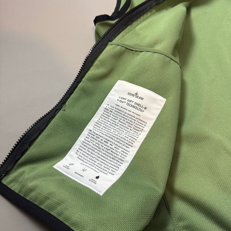 Stone Island Green Soft Shell R Packable Hood Gilet - Medium imagen 6