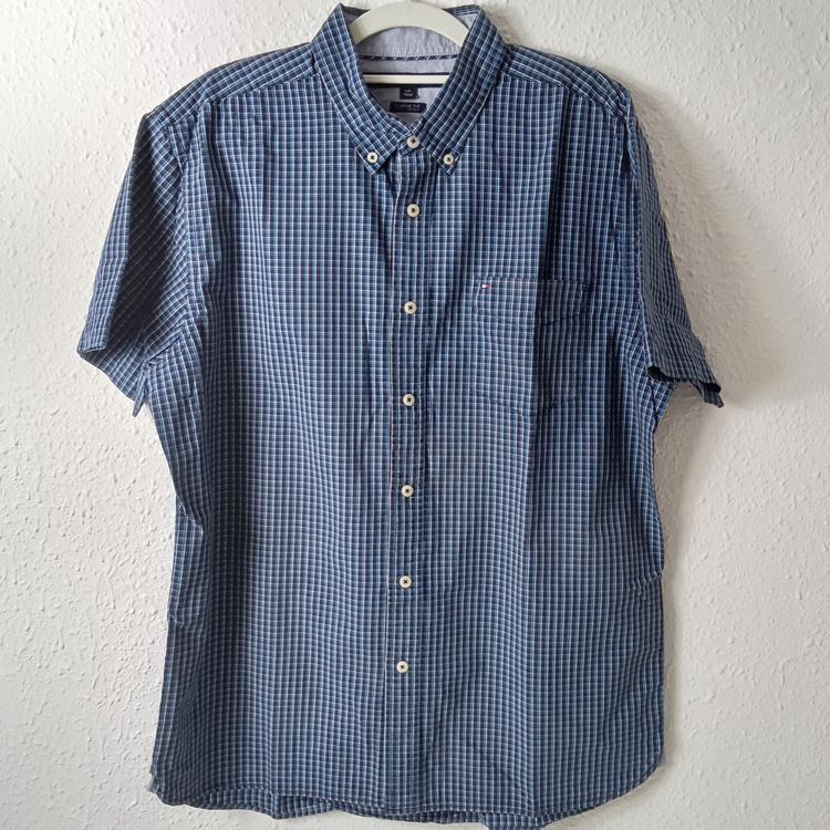 Tommy Hilfiger Classic Fit Short Sleeve Checkered Shirt