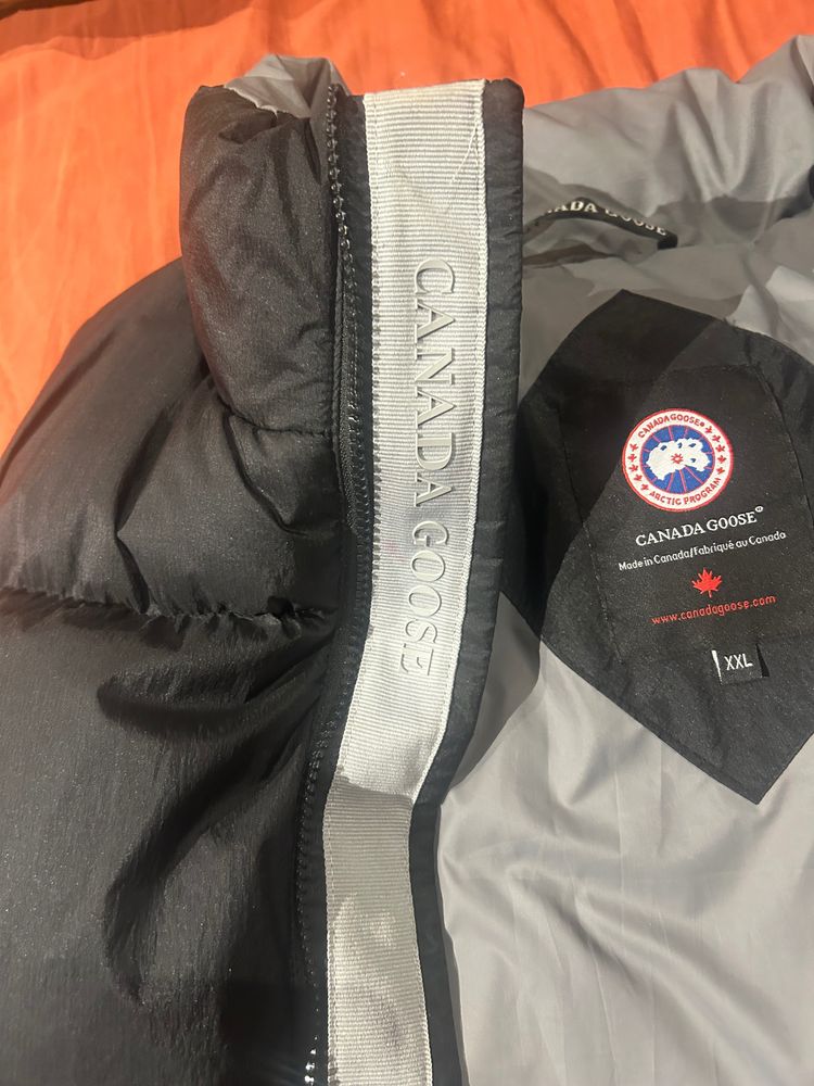 Canada Goose Black Puffer Vest image 3