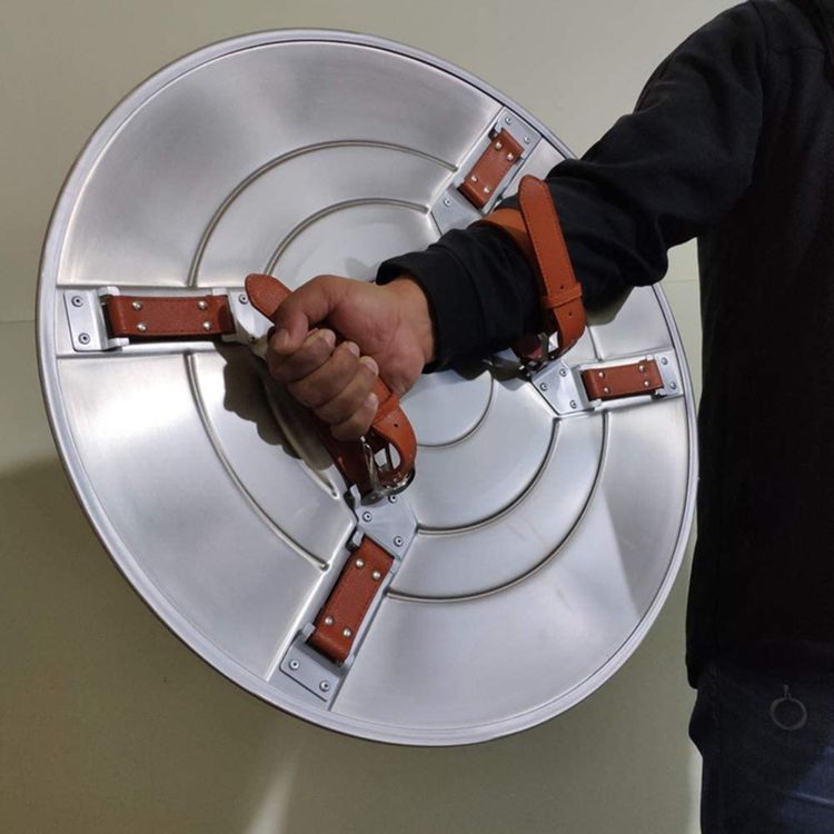 Immagine di Marvel Captain America Metal Aerial Shield Prop Aluminum Alloy Replica 1:1 With Stand 2