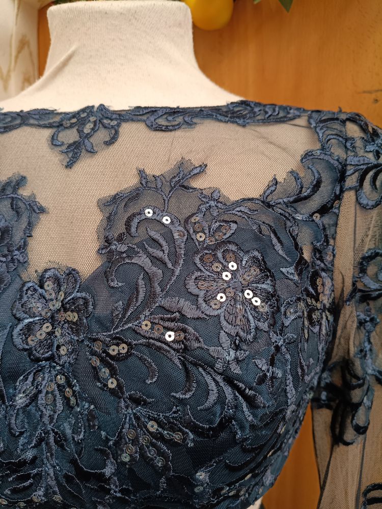 Other Black Lace Crop Top With Sequin Embroidery And Matching Skirt product image