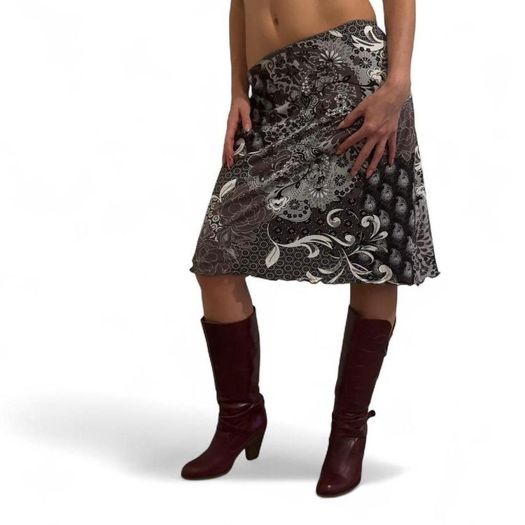 Y2K Street One Printed Skirt size M