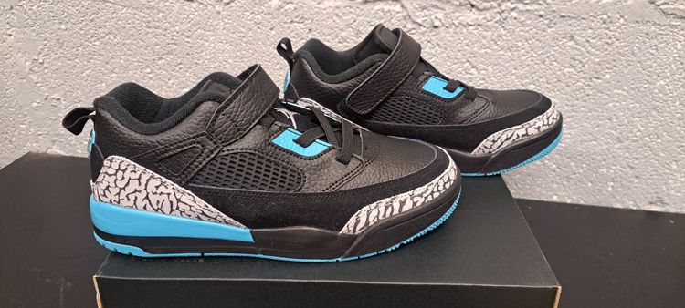 Jordan Spizike Low (PS) UK2.5 EUR 35 Black. Wolf Grey Blue Brand New Box No Lid image 1