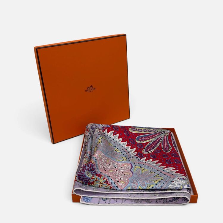Foulard Carré 90 “Le Jardin De La Maharani” image 5