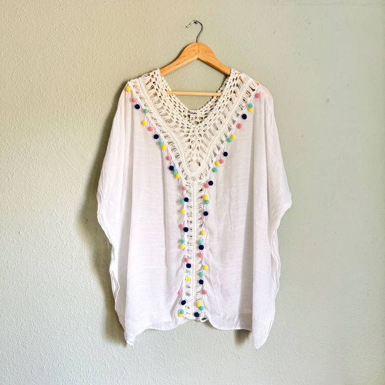 Other White Crochet Poncho With Colorful Pom-Poms product image