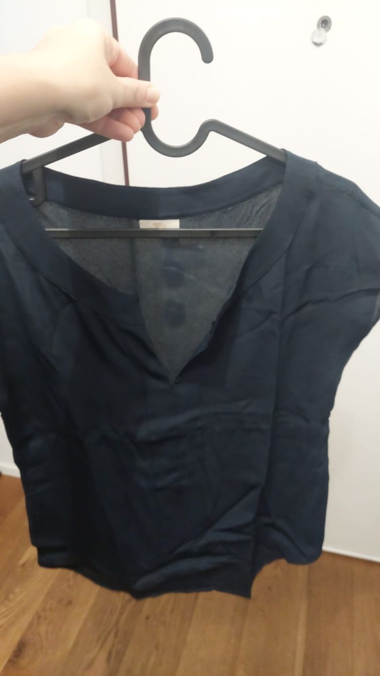 Harmont & Blaine Black V-Neck Blouse product image
