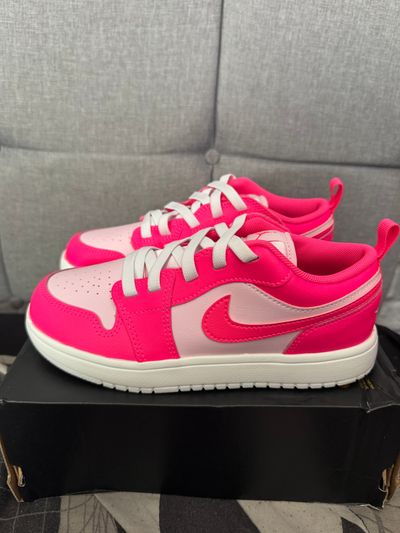 Jordan 1 Low Alt (Ps) Sneakers Size 2.5
