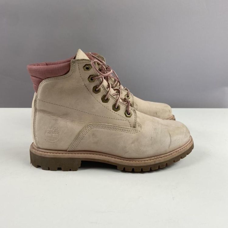 Timberland pink boots image 2