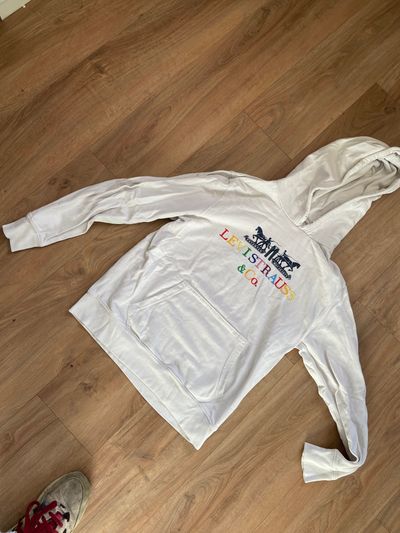 White Hoodie With Multicolor Levi Strauss & Co Logo