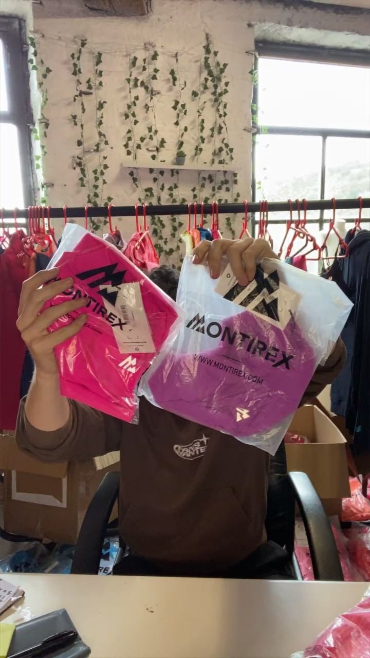 Other 2x S Girls quater zips  product image
