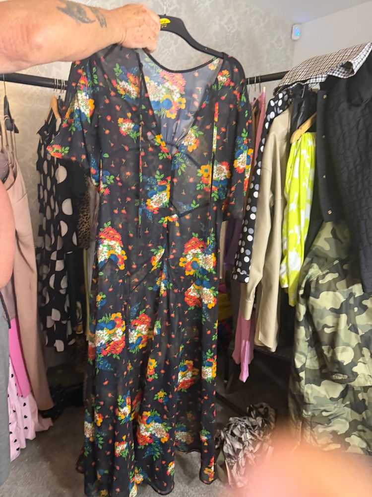 Immagine di Pink Slip Dress 6