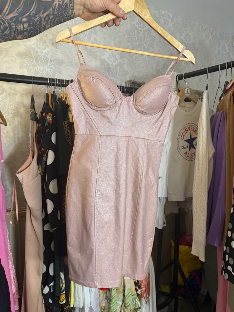 Immagine di Pink Slip Dress 10
