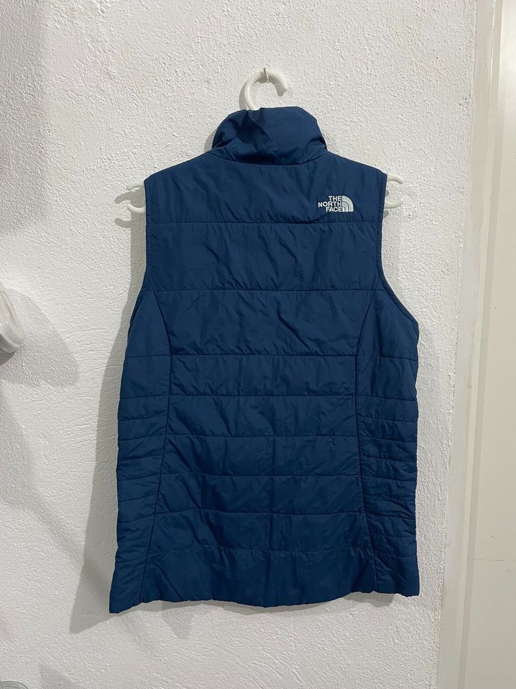The North Face Girls' Sleeveless Vest 2