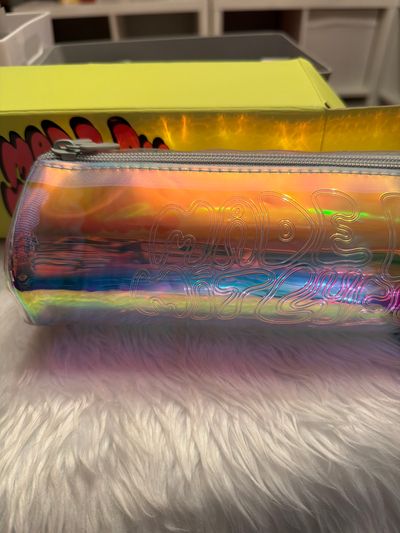 Iridescent made by Mitchell make up case