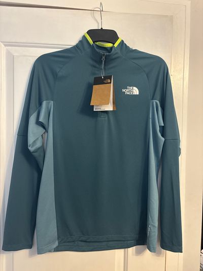 The North Face long sleeve pullover size small