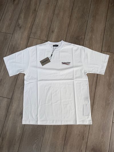 Balenciaga White T-Shirt Medium PTP 23